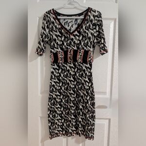 ORWELL Cotton Animal Print V-Neck Dress Grey Black Red Trim Size 8 Medium Luxury